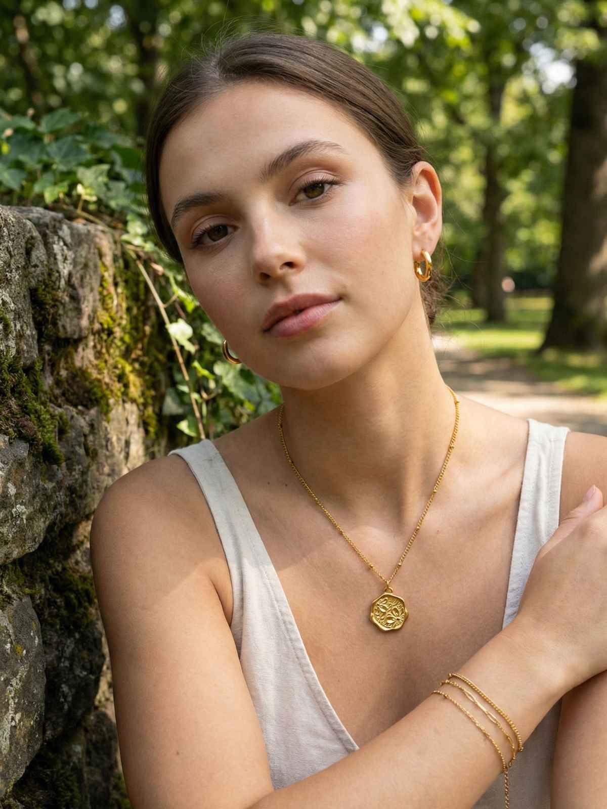 Floral Emblem Kette Floral Emblem Halskette