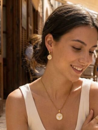 Divine Emblem Schmuck Set