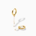 Pearl Motion Earrings