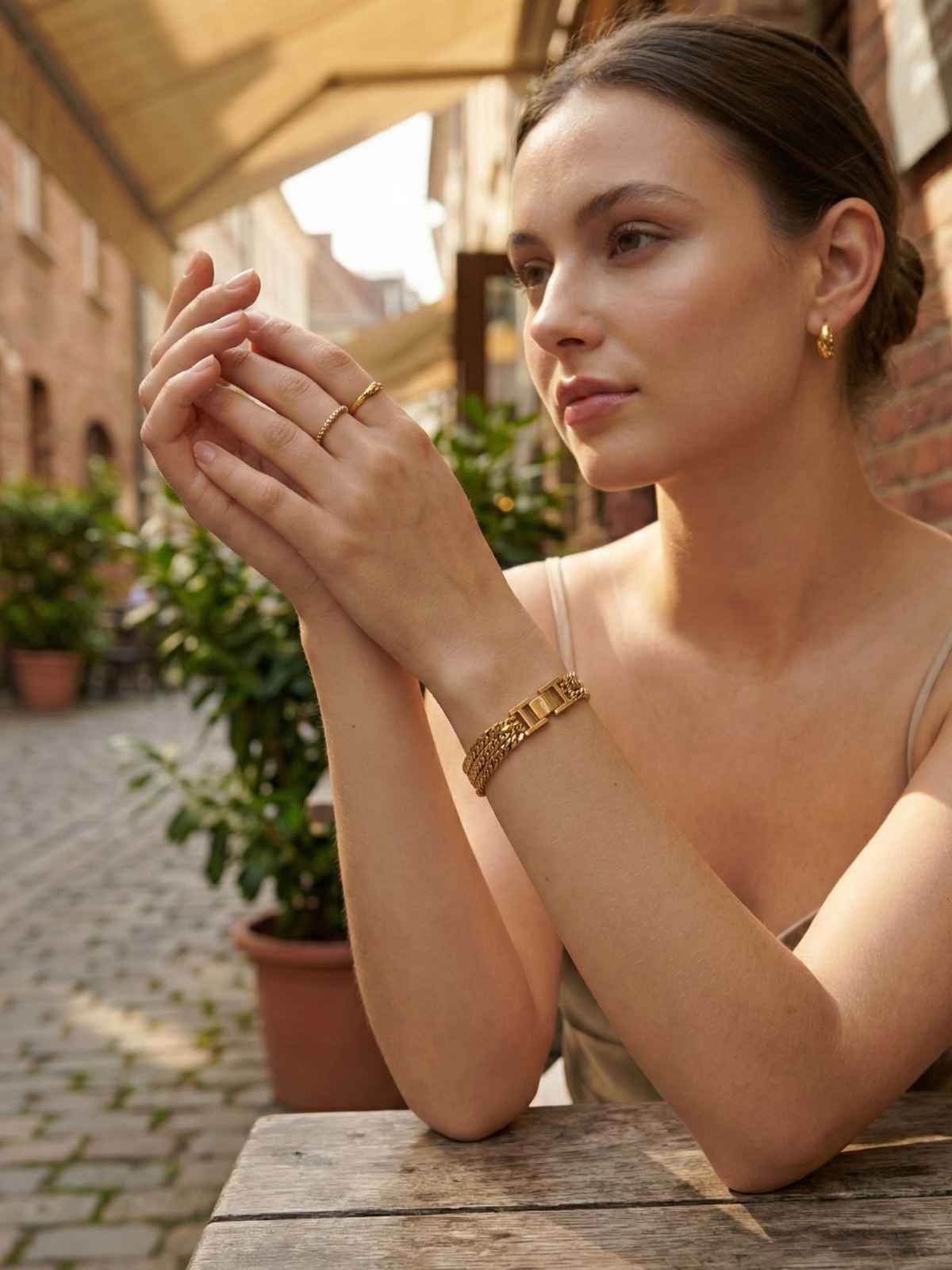 Sleek Trinity Bracelet